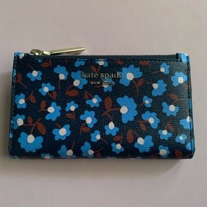 Kate Spade Small slim bifold wallet